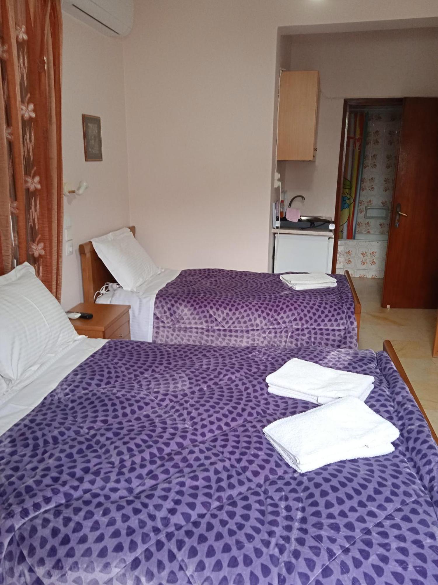 Dimitra Pentaliou Rooms Kamena Vourla Exteriör bild