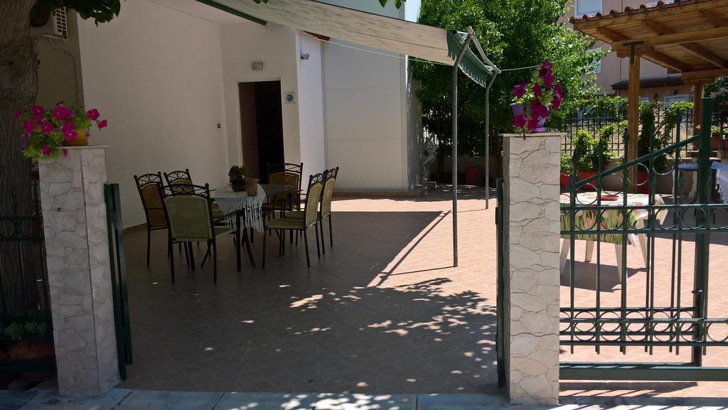 Dimitra Pentaliou Rooms Kamena Vourla Exteriör bild