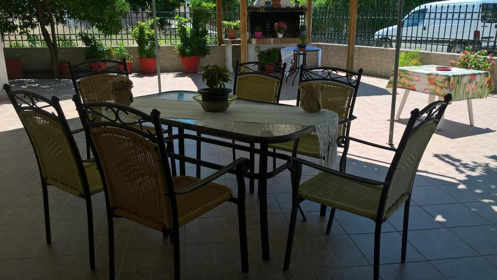 Dimitra Pentaliou Rooms Kamena Vourla Exteriör bild