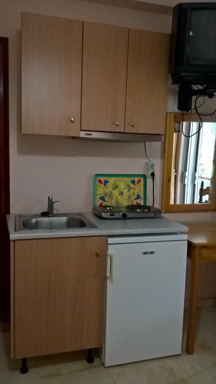 Dimitra Pentaliou Rooms Kamena Vourla Exteriör bild
